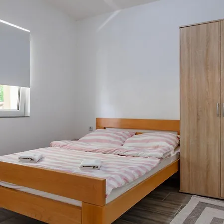 By The Sea - 23334 Apartman Vir