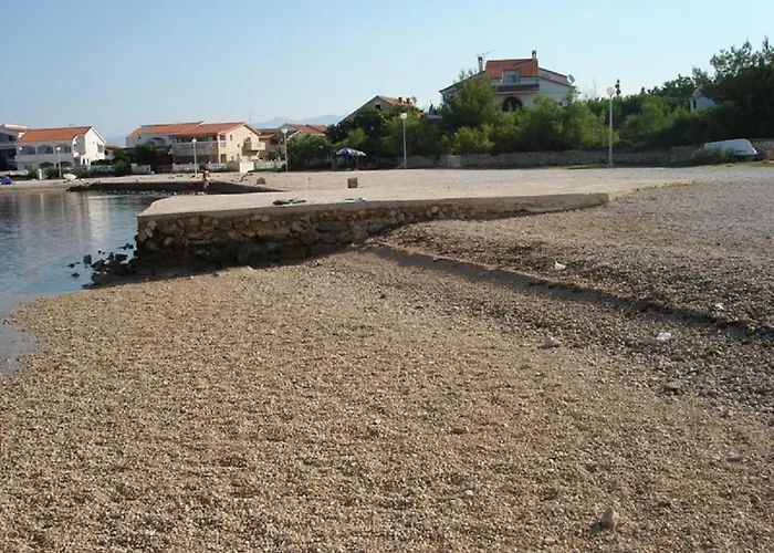 Apartment By The Sea - 23334